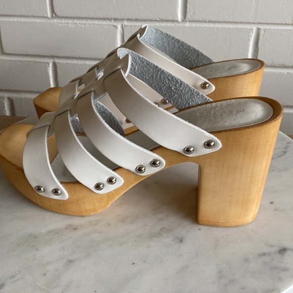 NEW MADDEN GIRL White Straps Platform Slip-On Sandals Clogs Size 7.5 - Picture 4 of 17